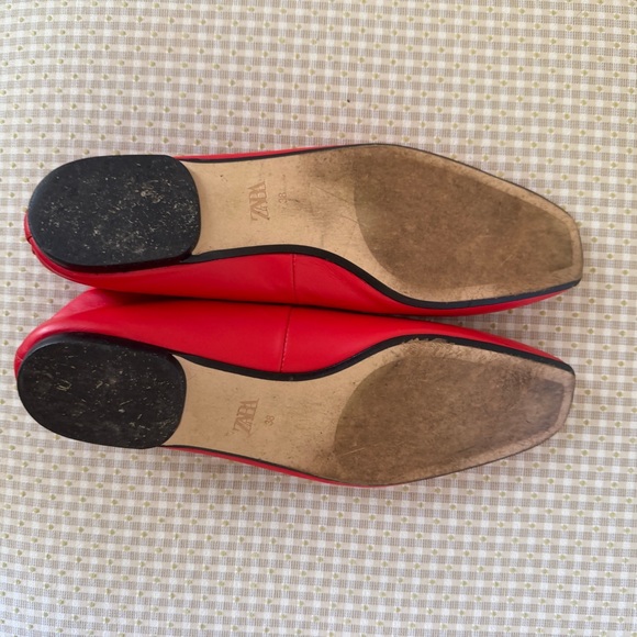 Red Leather Ballet Flats with Bow - Picture 4 of 4